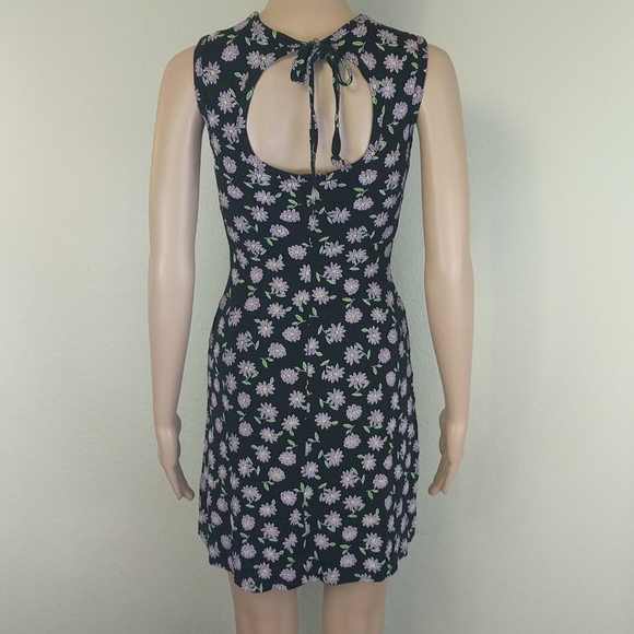 [CLE Paris] Open Back Purple Daisy Floral Dress - Picture 1 of 4